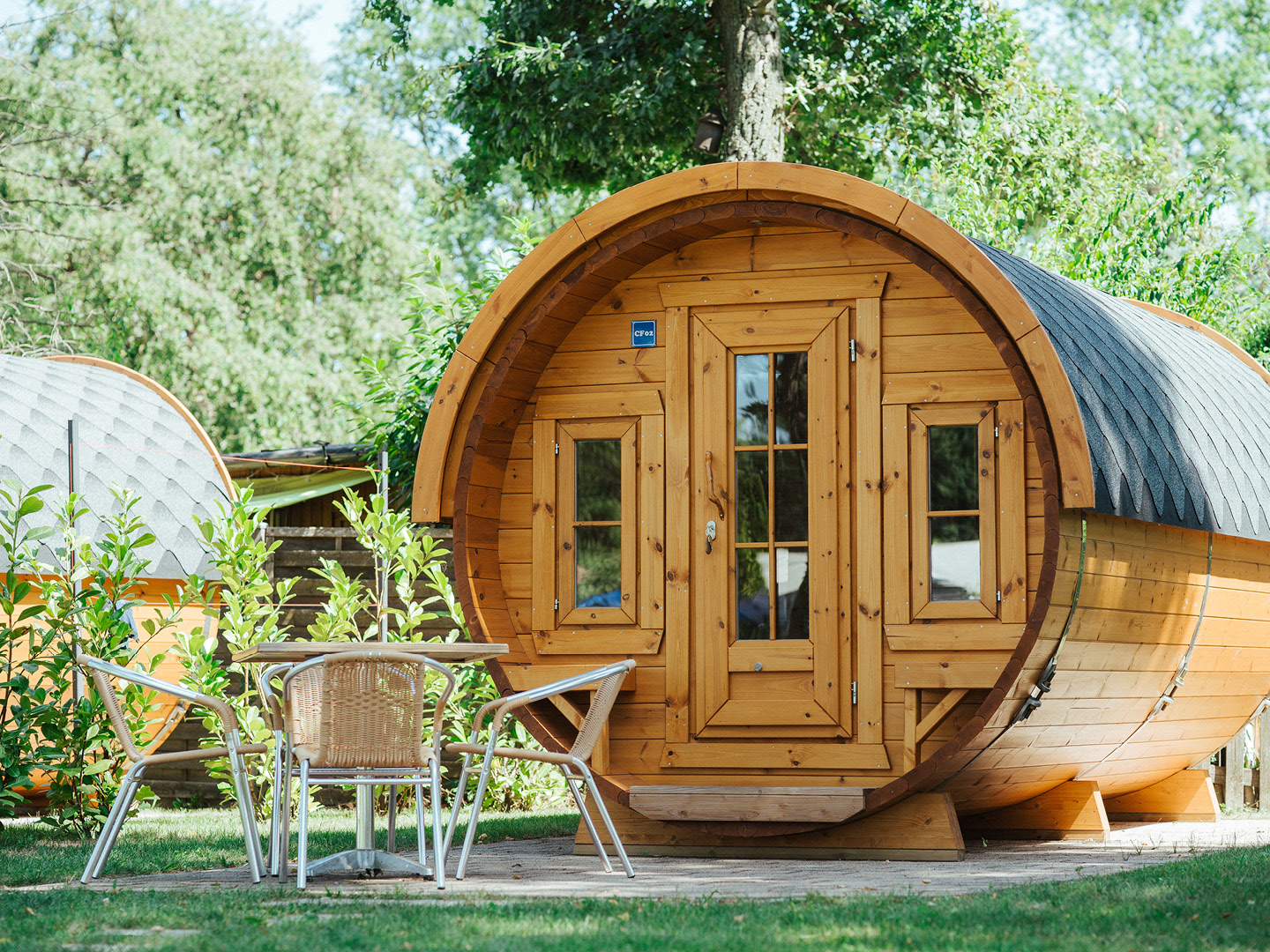 Campingfass bzw. Schlaffass von außen