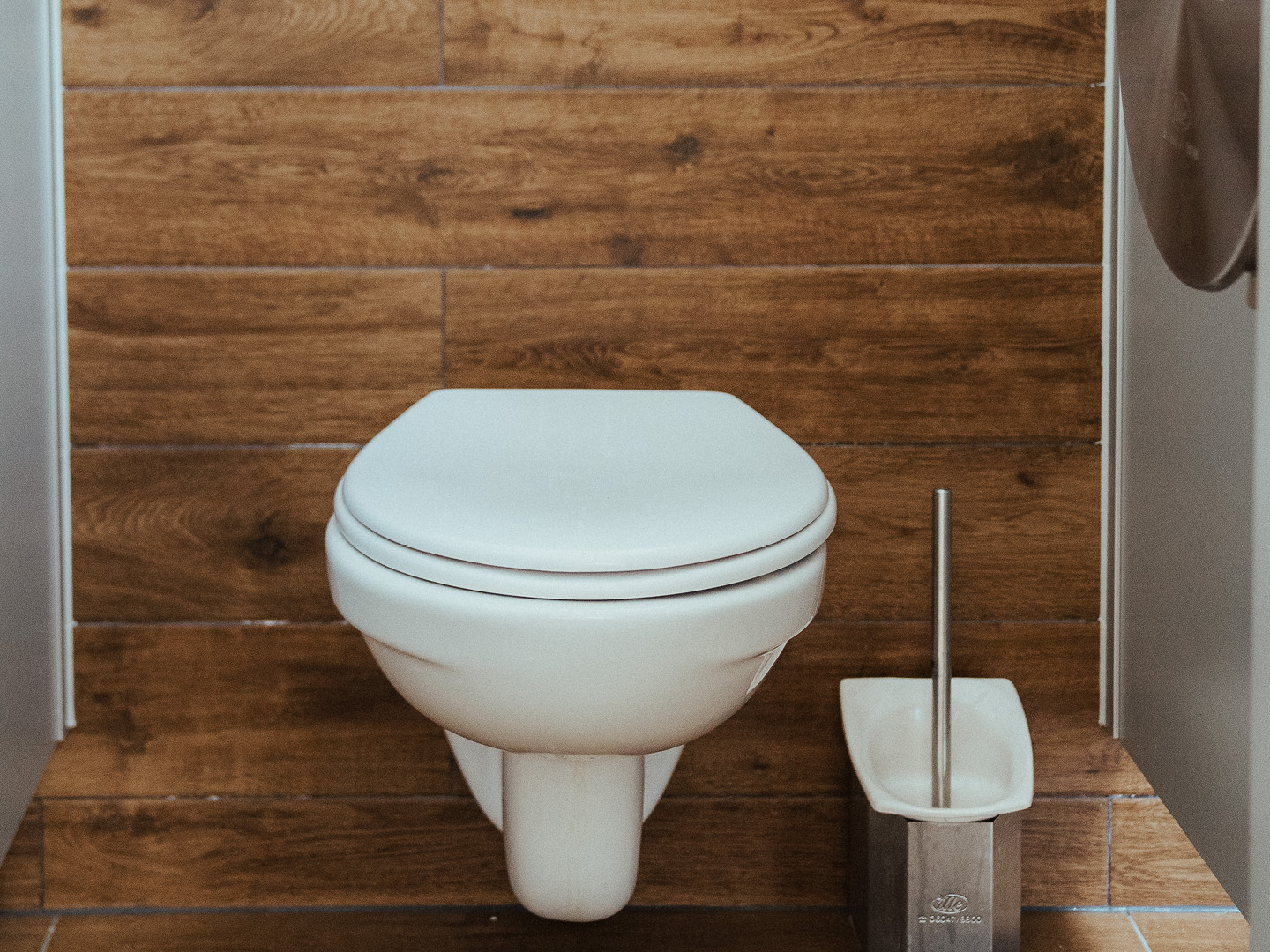 Gepflegte und moderne Sanitäranlagen - Toiletten